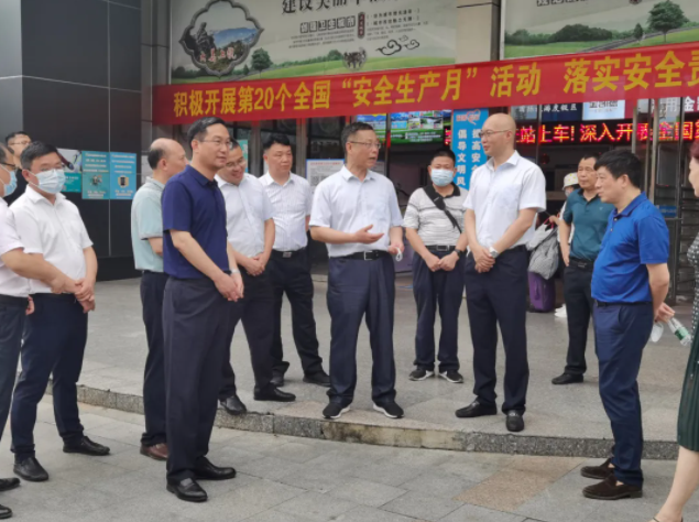 市人大常委會(huì)黨組書記、主任朱寅健一行調(diào)研上饒汽運(yùn)