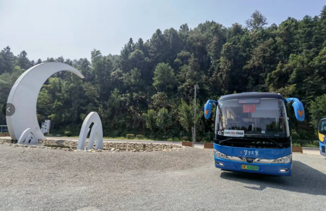 看過來，婺源公交旅游專線延伸至月亮灣景區(qū)啦！