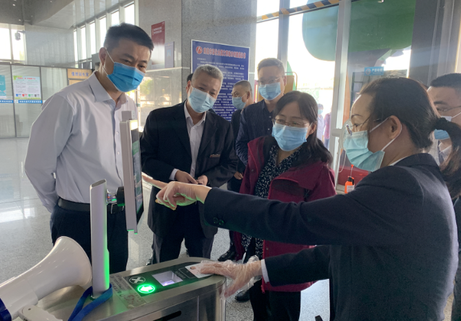 省交通運輸廳領導督導南昌長途汽車西站安全生產及疫情防控工作