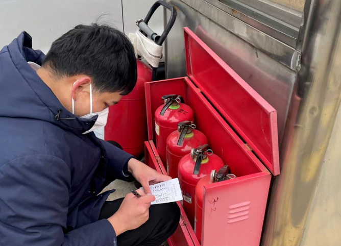 長(zhǎng)運(yùn)物業(yè) 物業(yè)經(jīng)營(yíng)分公司開(kāi)展冬季安全隱患排查活動(dòng)