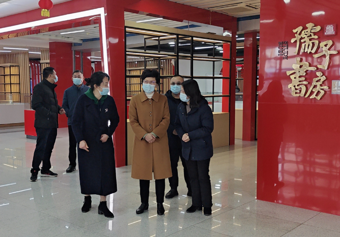 都市城際公交 青山湖區(qū)區(qū)政府領(lǐng)導調(diào)研南昌全域旅游集散中心