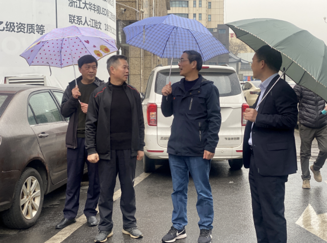 南昌紀檢派駐組檢查長運物業(yè)、都市城際公交“兩會”期間安全生產(chǎn)、值班值守工作