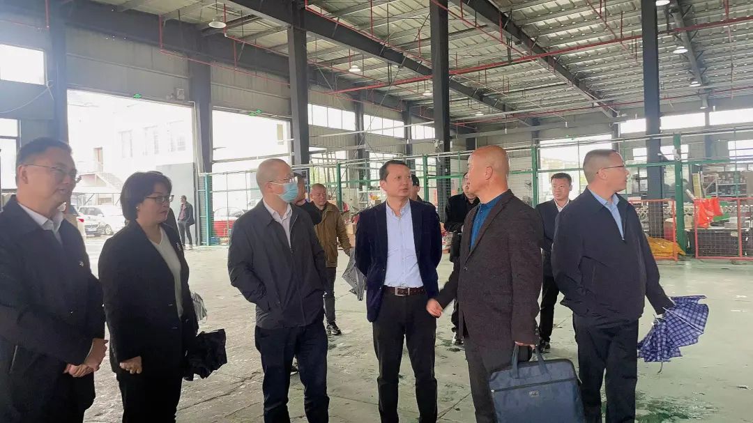 九江長運：省交通運輸廳領(lǐng)導(dǎo)到永修公司復(fù)核城鄉(xiāng)交通運輸一體化示范縣創(chuàng)建申報工作