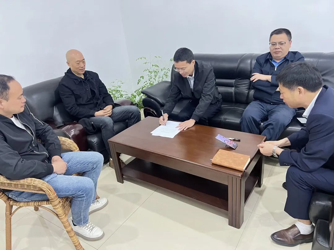 鄱陽長(zhǎng)運(yùn) 廉政家訪暖人心 筑牢家庭廉潔防線