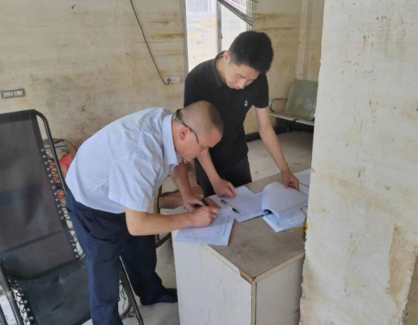 景德鎮(zhèn)長(zhǎng)運(yùn) 浮梁公交開展安全機(jī)務(wù)隱患排查