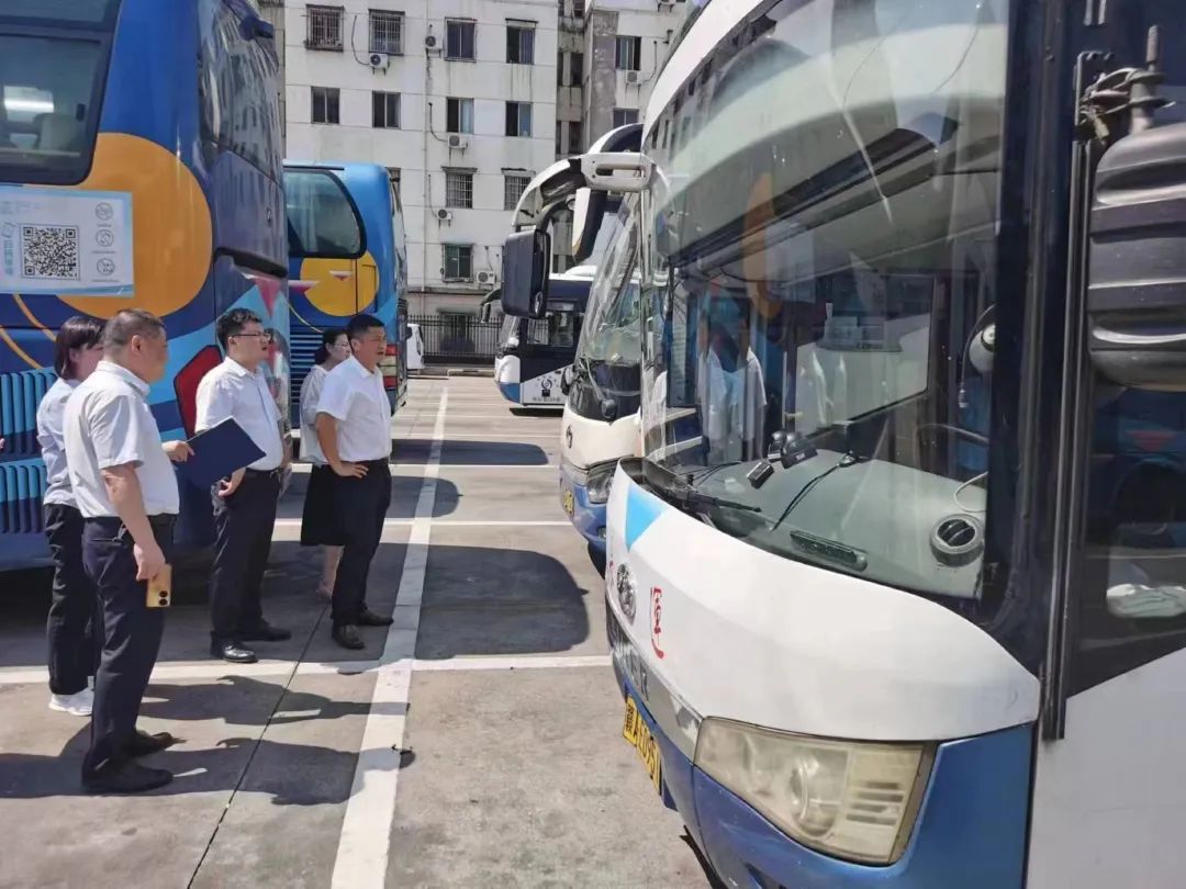 江西長運(yùn)開展服務(wù)質(zhì)量常態(tài)化專項(xiàng)檢查工作