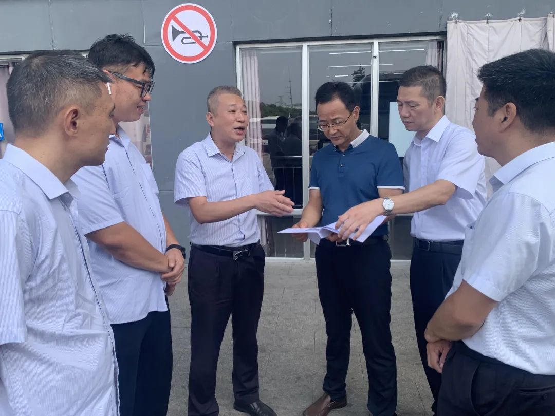 穆孫祥一行深入徐坊客運(yùn)站、城際公交車輛保障中心建設(shè)施工現(xiàn)場檢查“中秋、國慶”安全生產(chǎn)工作