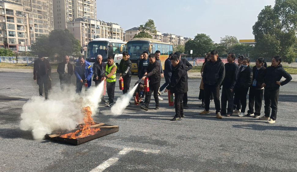 新余長運：開展消防基本技能實操培訓(xùn)和應(yīng)急疏散演練